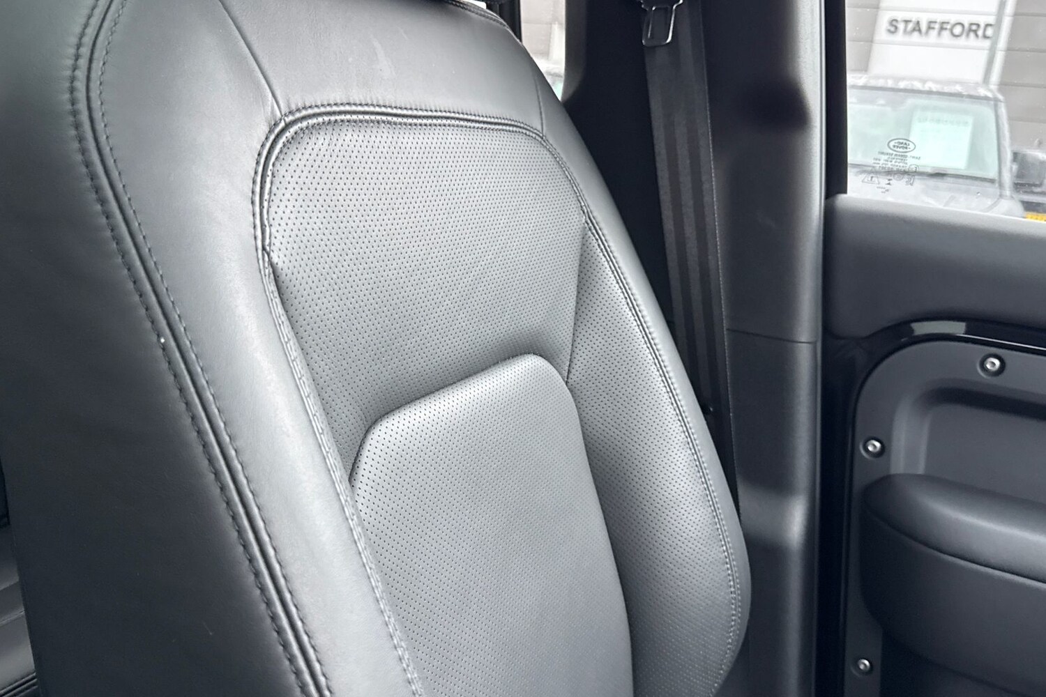 Used Land Rover Defender 110 2024 for sale - 77399683: Photo 49