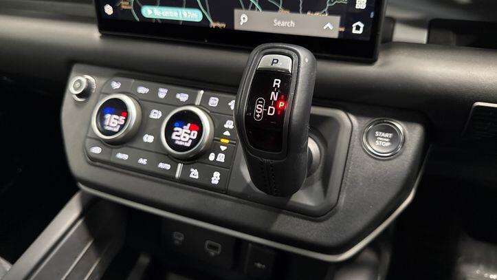 Used Land Rover Defender 2024 for sale - 77368405: Photo 13