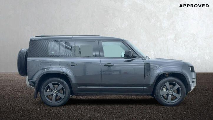 Used Land Rover Defender 2024 for sale - 77368405: Photo 5