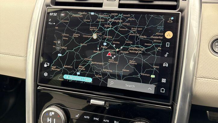 Used Land Rover Discovery 2025 for sale - 77654240: Photo 11