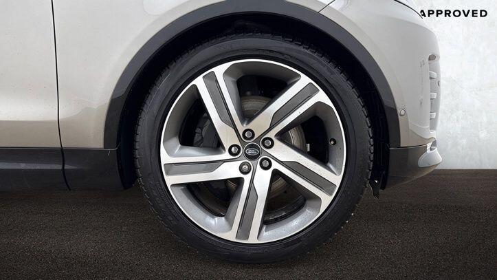 Used Land Rover Discovery 2025 for sale - 77654240: Photo 8