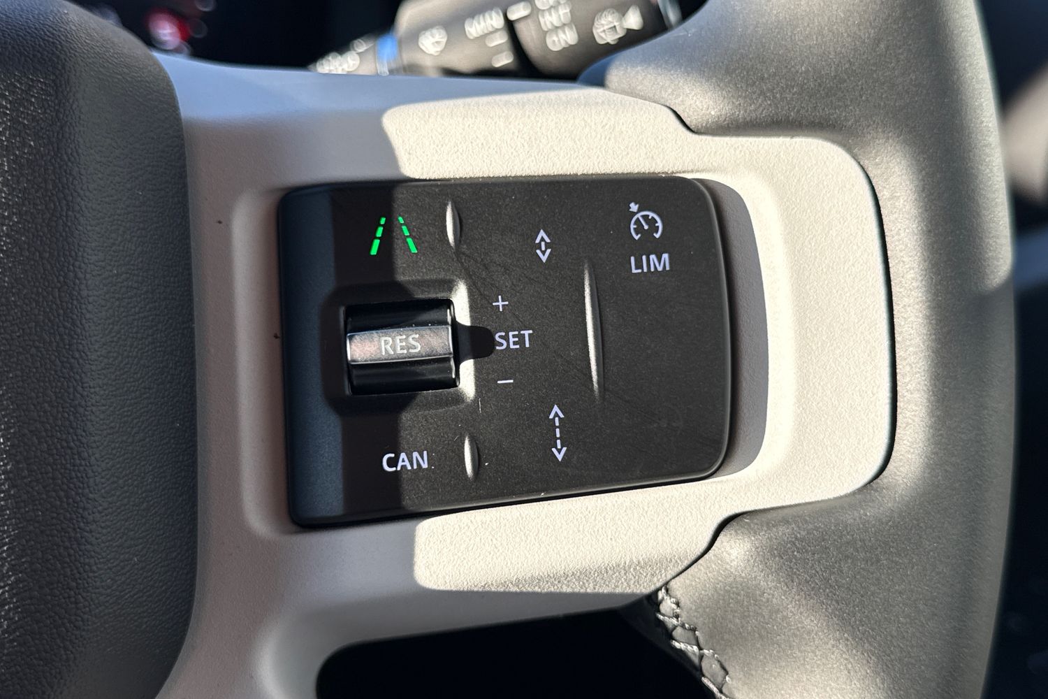 Used Land Rover Defender 110 2026 for sale - 76590426: Photo 18