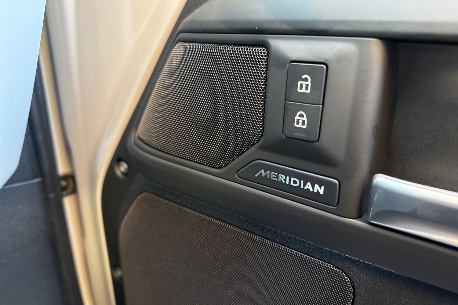 Used Land Rover Defender 110 2026 for sale - 76590426: Photo 33