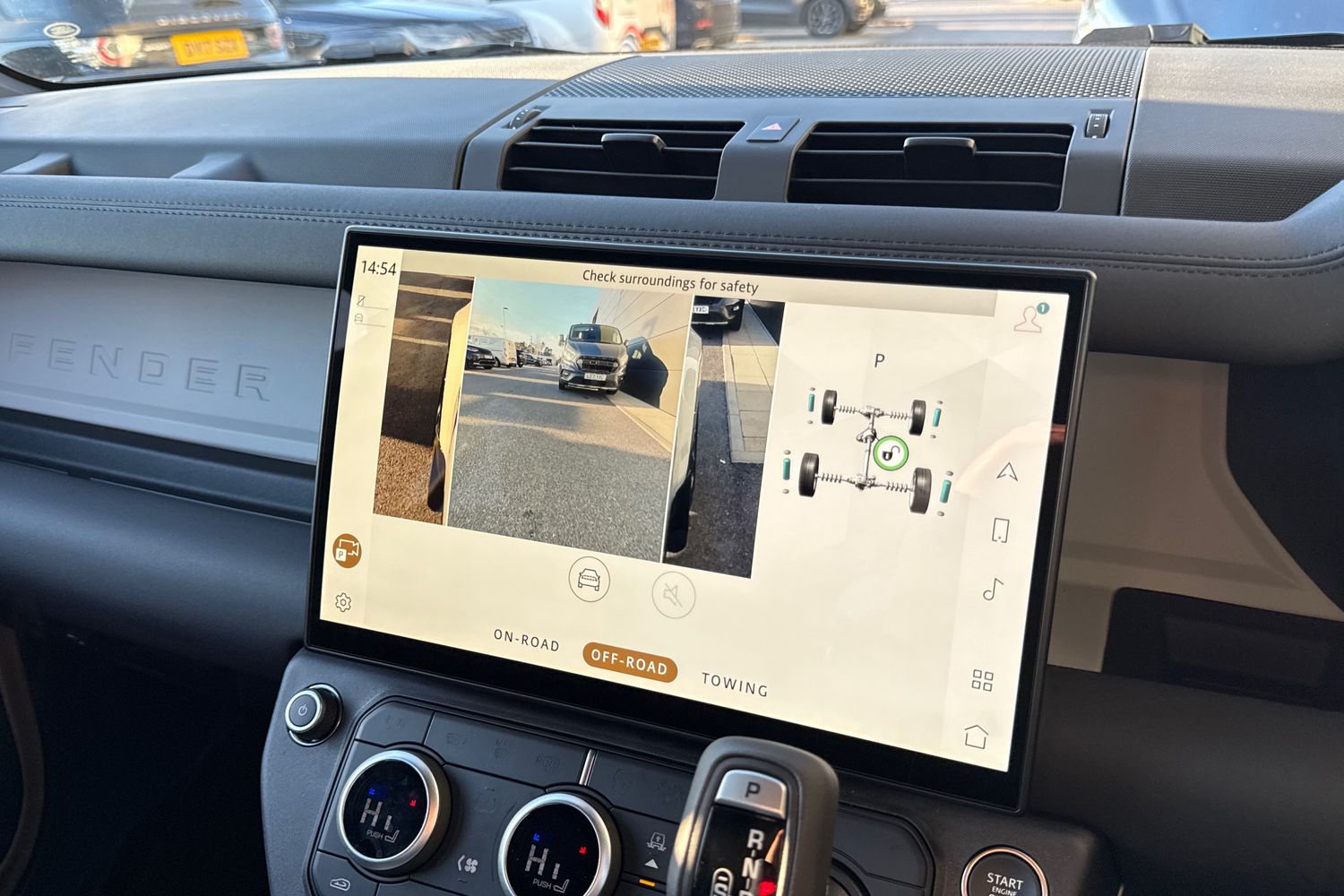 Used Land Rover Defender 110 2026 for sale - 76590426: Photo 43