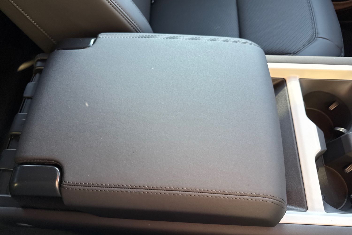 Used Land Rover Defender 110 2026 for sale - 76590426: Photo 48