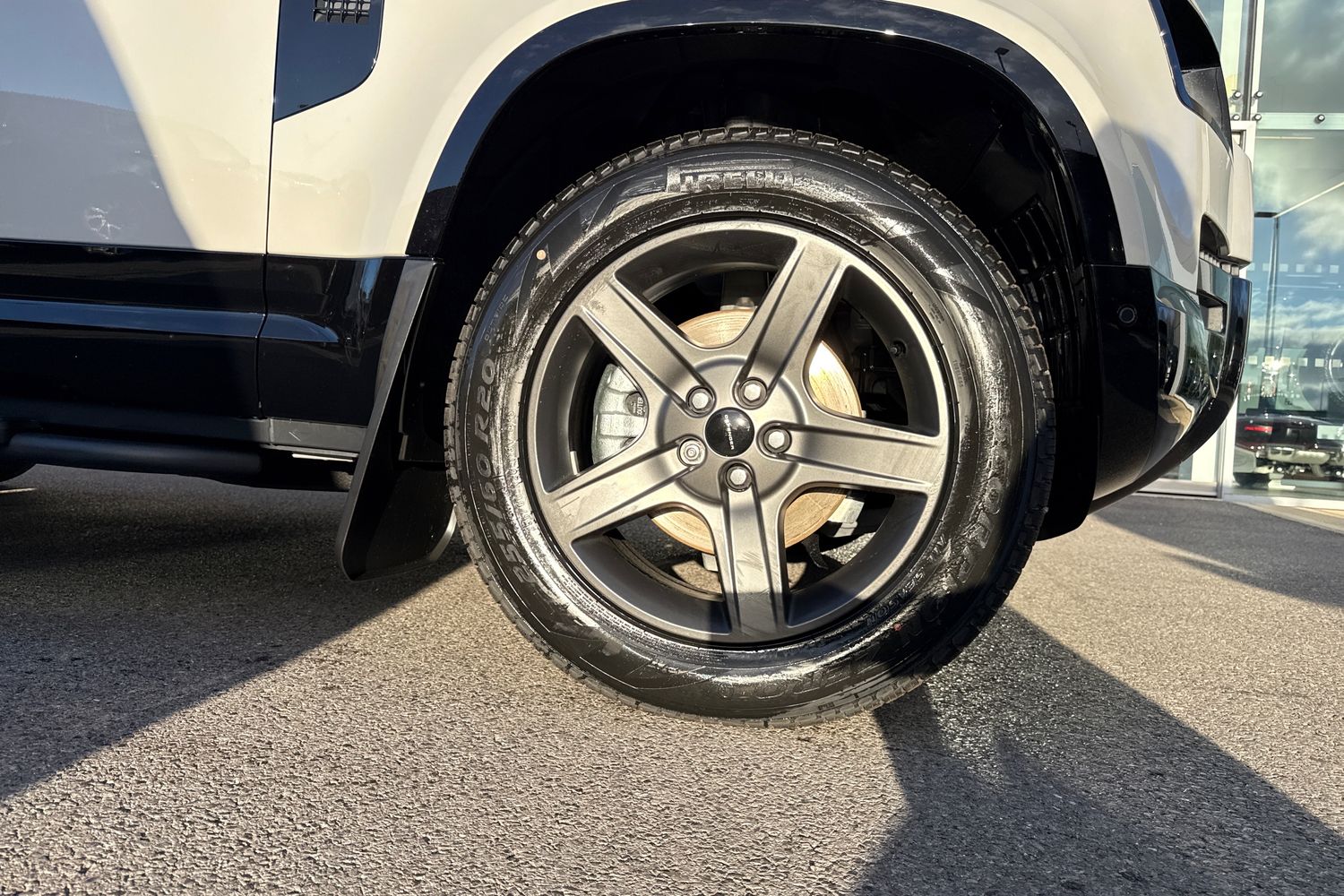 Used Land Rover Defender 110 2026 for sale - 76590426: Photo 8