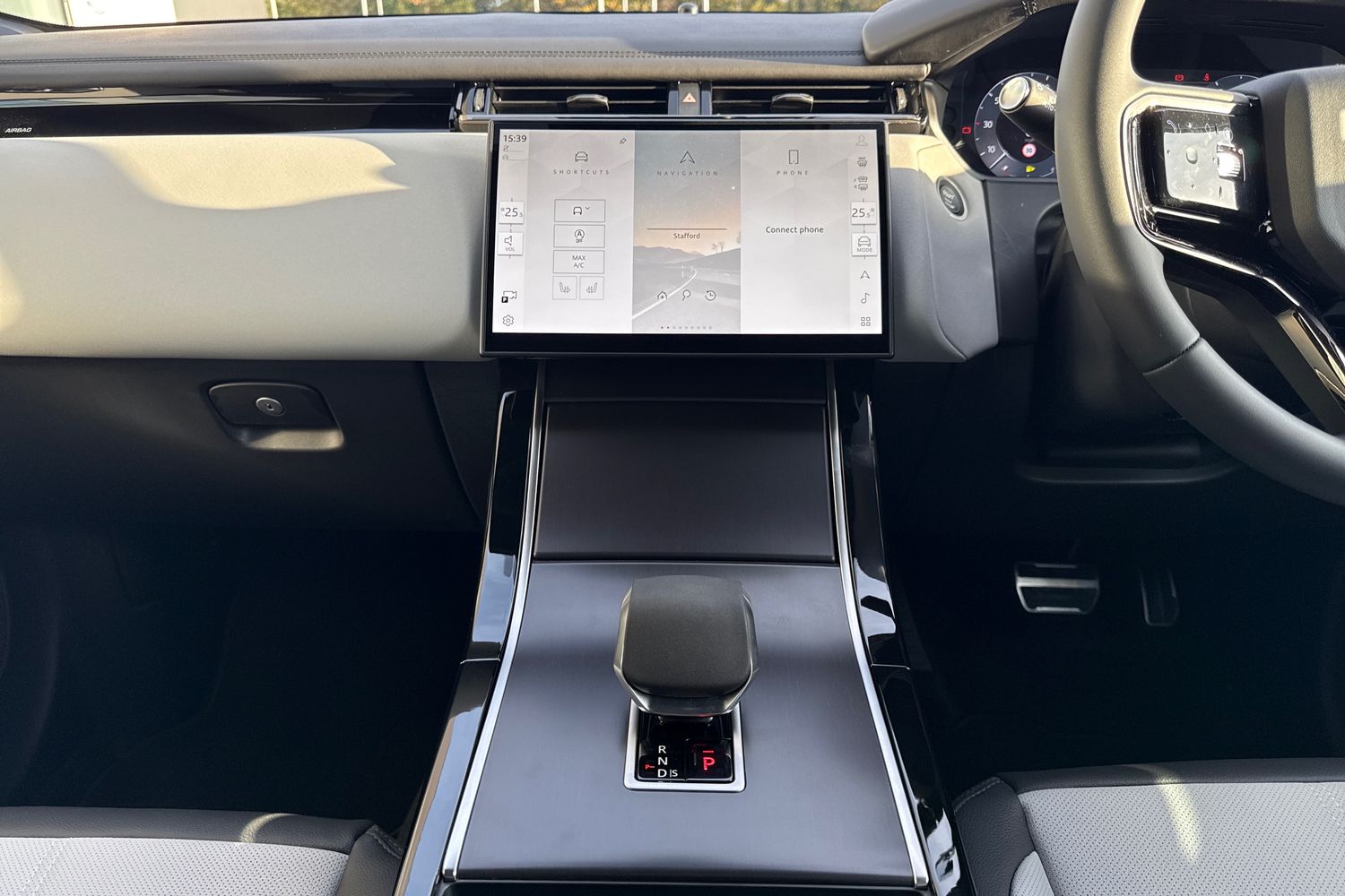 Used Land Rover Range Rover Velar 2025 for sale - 76364582: Photo 20