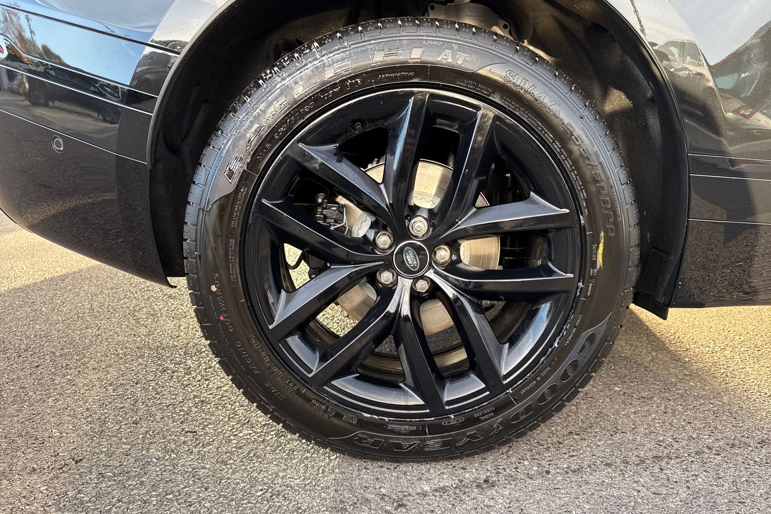 Used Land Rover Range Rover Velar 2025 for sale - 76364582: Photo 21