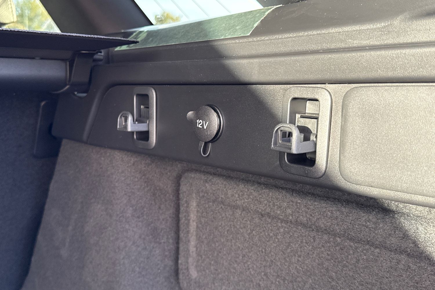 Used Land Rover Range Rover Velar 2025 for sale - 76364582: Photo 32