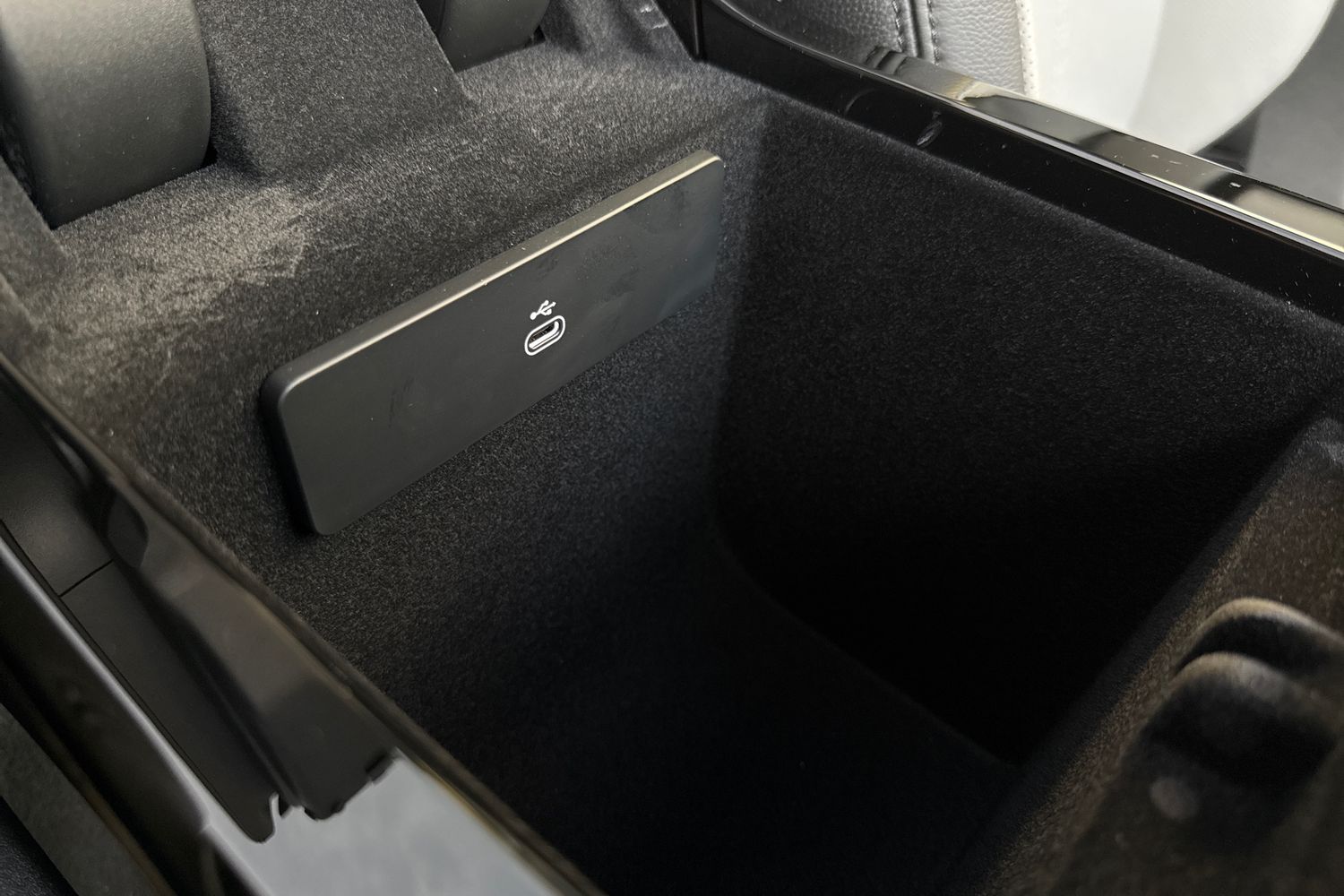 Used Land Rover Range Rover Velar 2025 for sale - 76364582: Photo 56