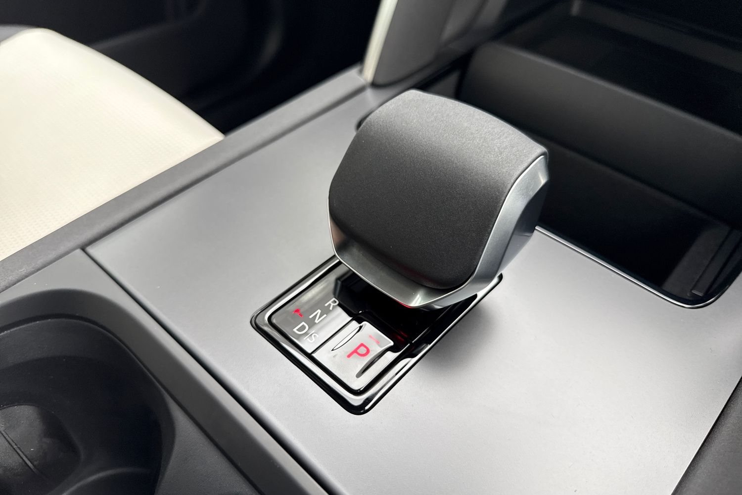 Used Land Rover Discovery Sport 2025 for sale - 76330828: Photo 16