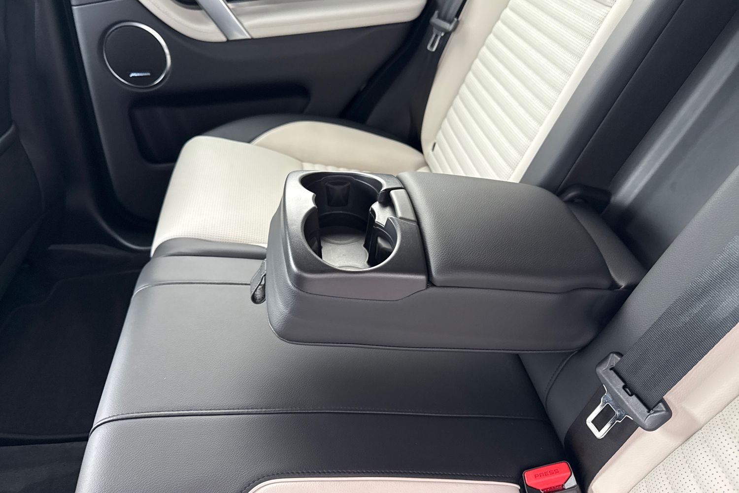 Used Land Rover Discovery Sport 2025 for sale - 76330828: Photo 24