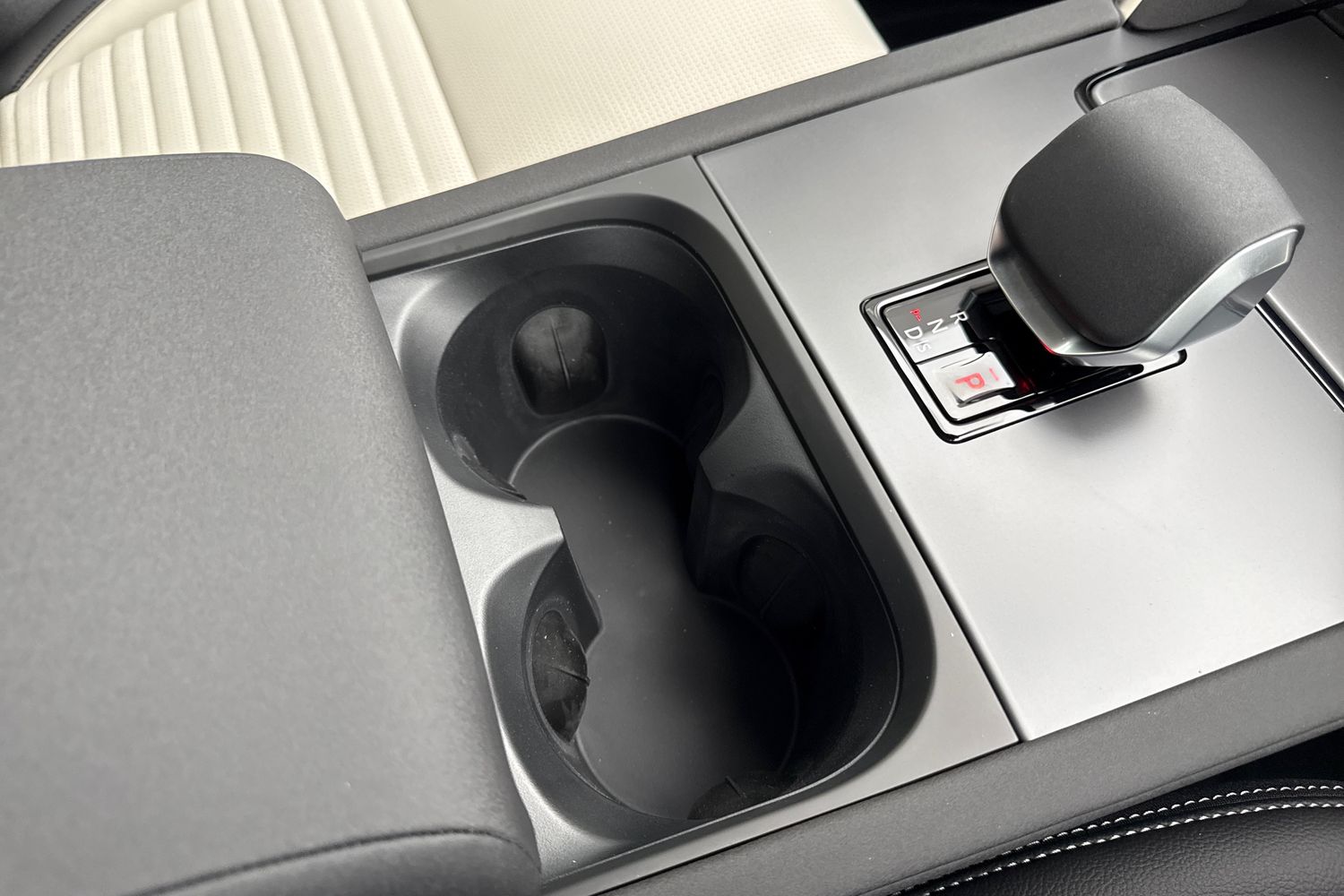 Used Land Rover Discovery Sport 2025 for sale - 76330828: Photo 40