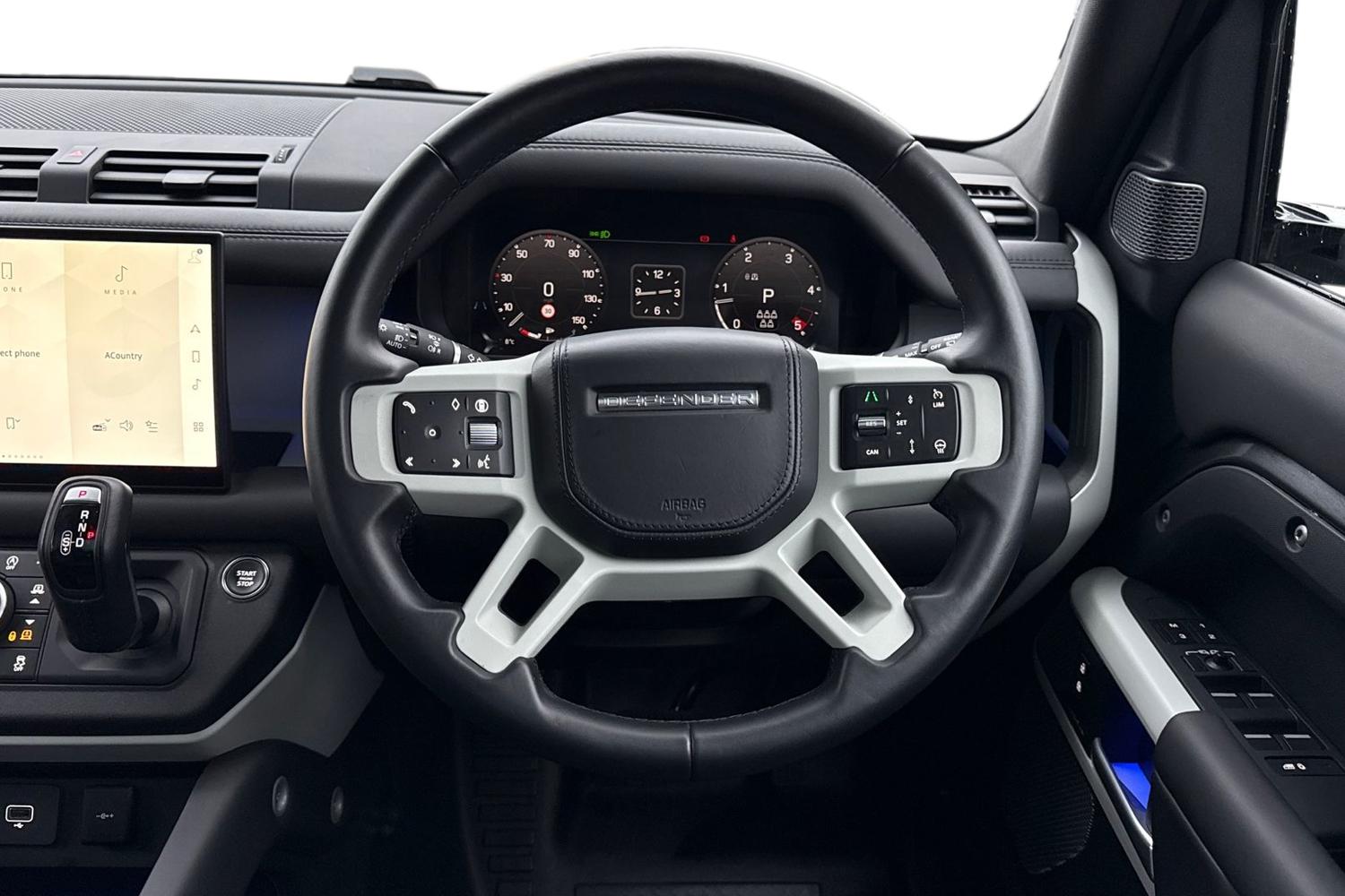 Used Land Rover Defender 110 2024 for sale - 76844553: Photo 16