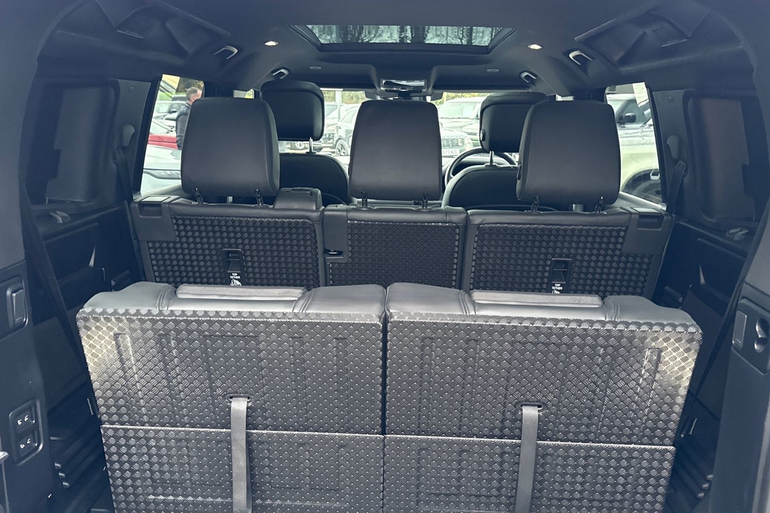 Used Land Rover Defender 110 2024 for sale - 76844553: Photo 31