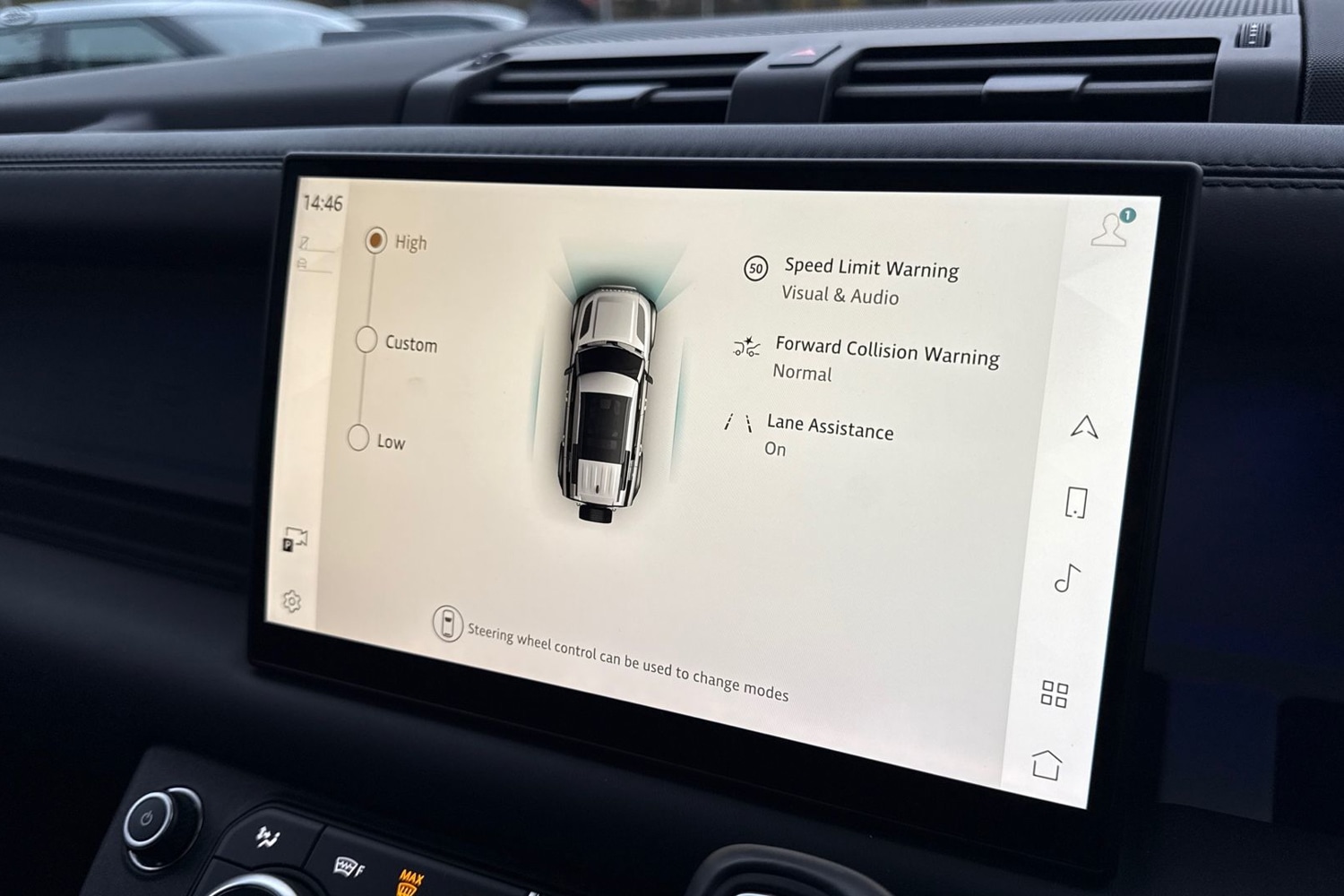 Used Land Rover Defender 110 2024 for sale - 76844553: Photo 42