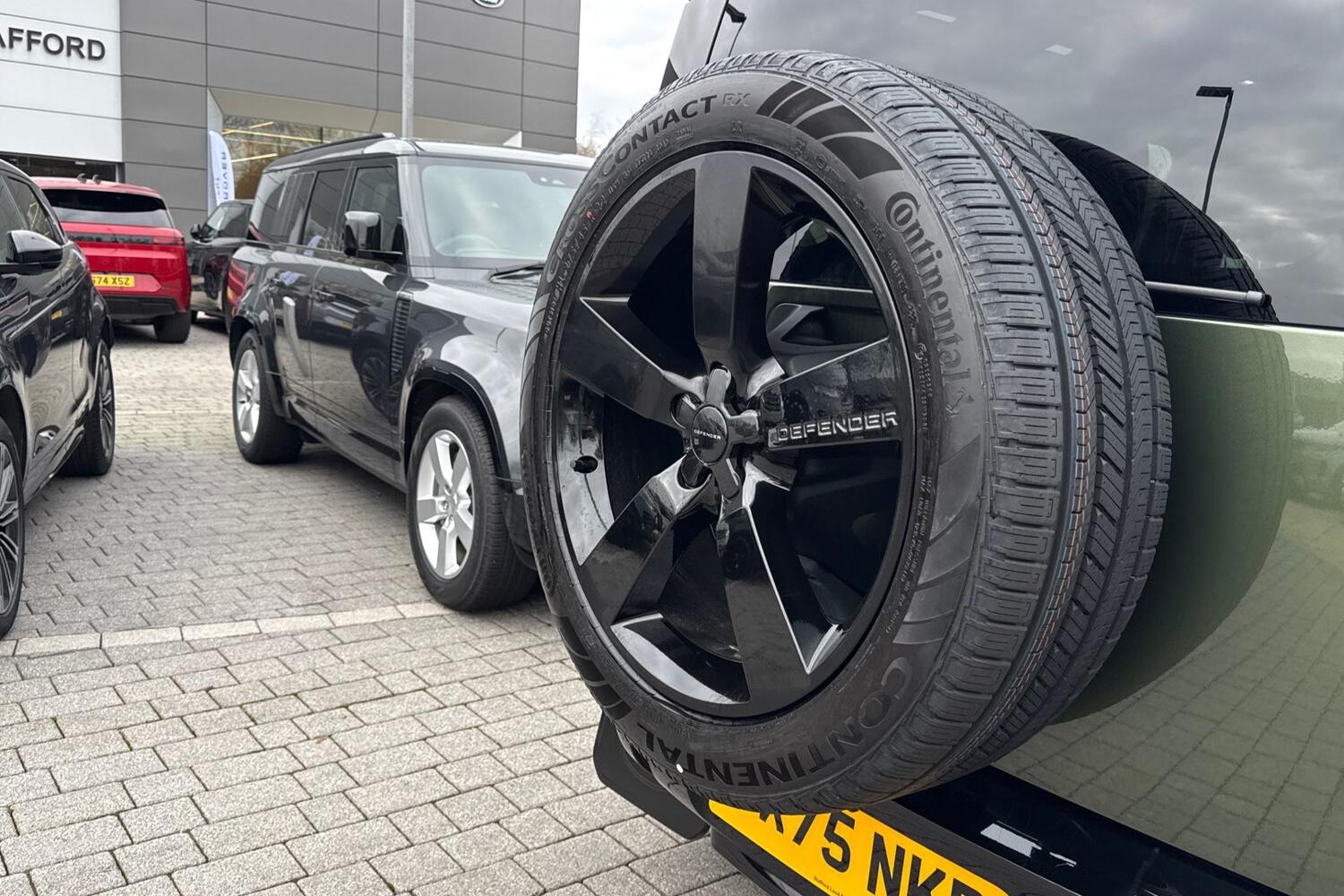 Used Land Rover Defender 2025 for sale - 77747750: Photo 30