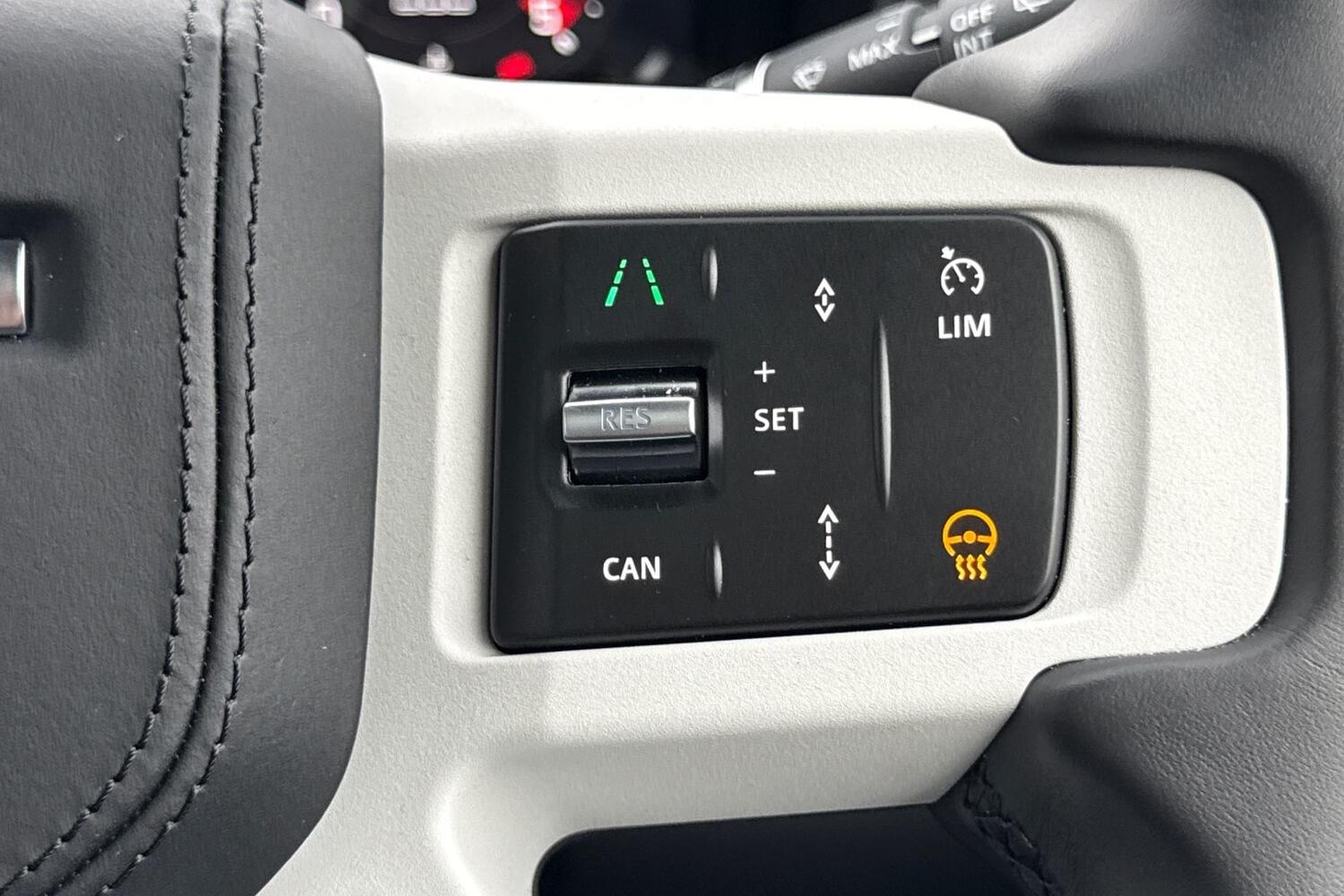 Used Land Rover Defender 2025 for sale - 77747750: Photo 33