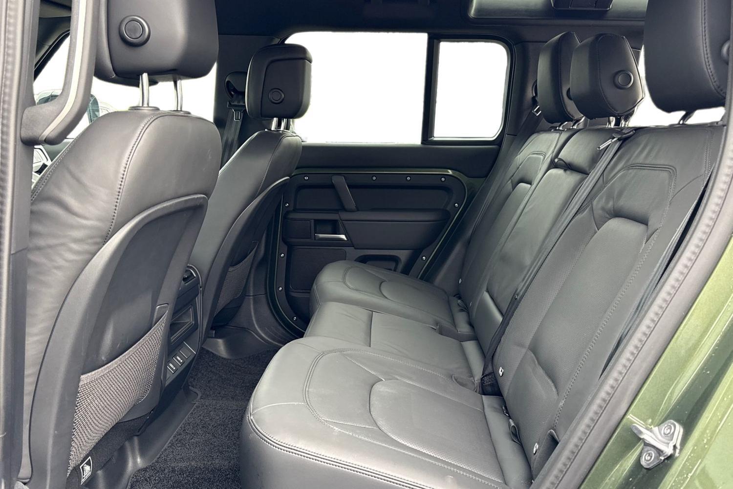 Used Land Rover Defender 2025 for sale - 77747750: Photo 4