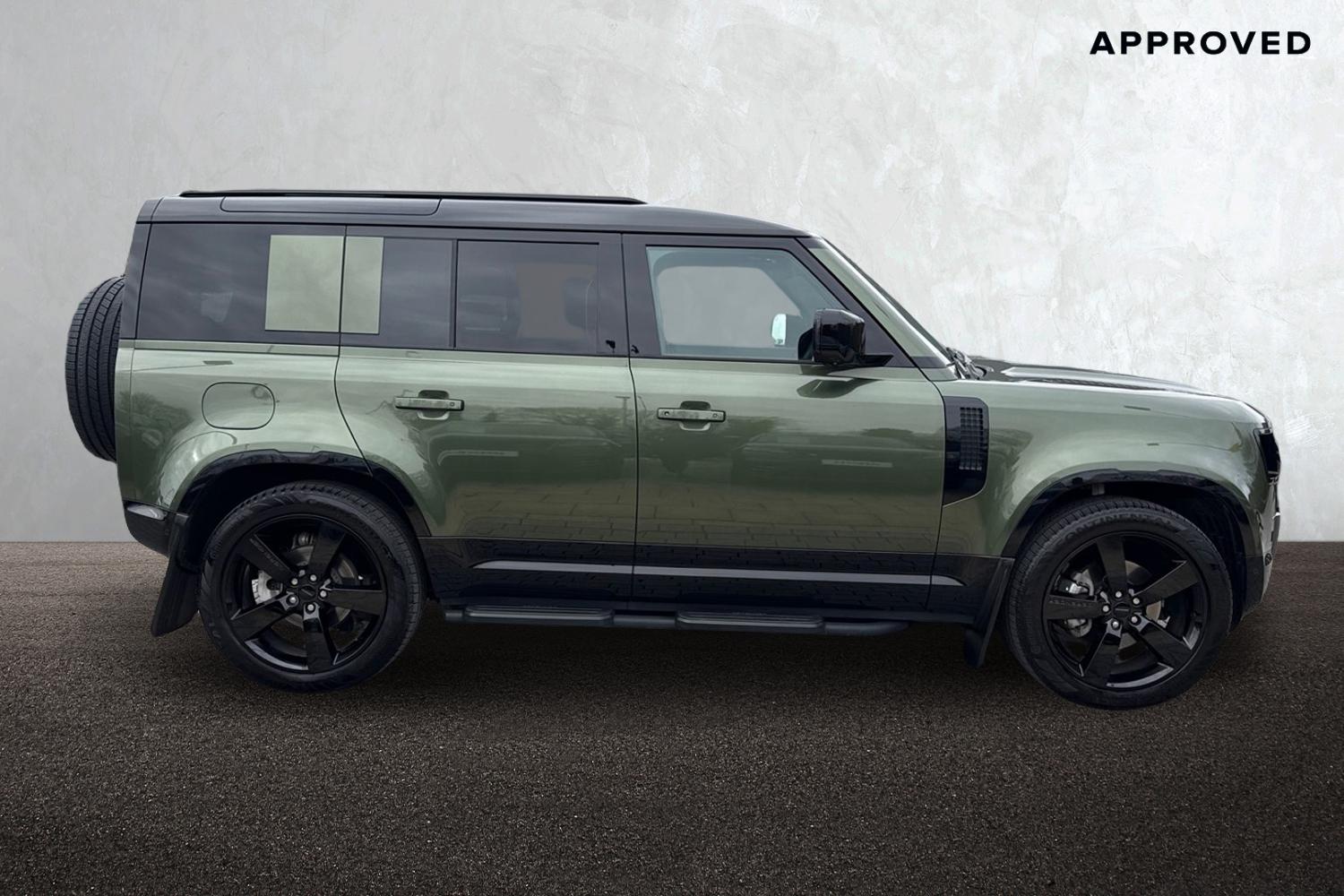 Used Land Rover Defender 2025 for sale - 77747750: Photo 5