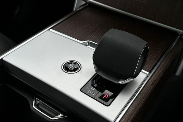 Used Land Rover Range Rover 2024 for sale - 71949136: Photo 16