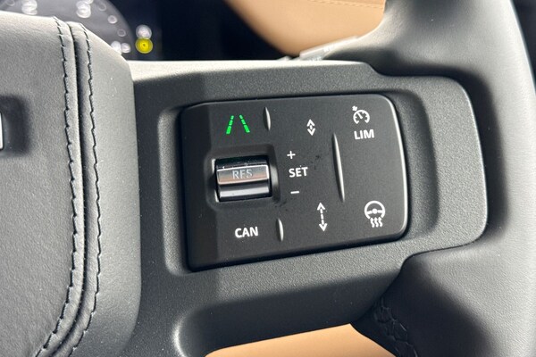 Used Land Rover Defender 110 2025 for sale - 76249208: Photo 18