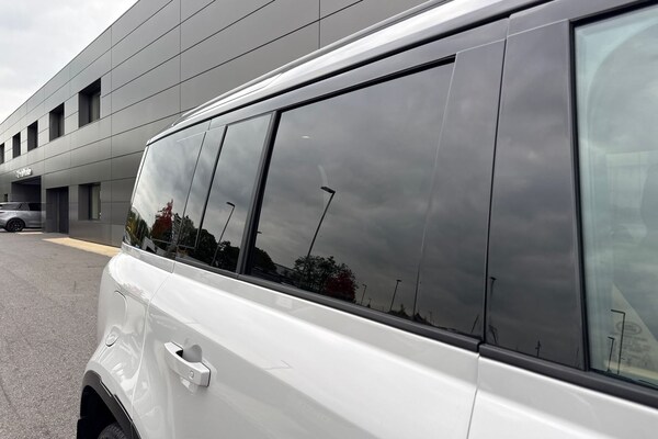 Used Land Rover Defender 110 2025 for sale - 76249208: Photo 23