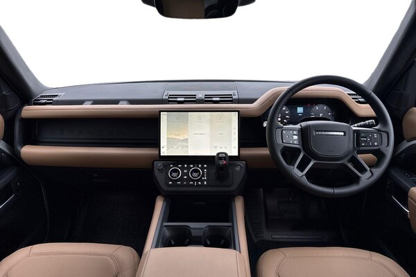 Used Land Rover Defender 110 2025 for sale - 76249208: Photo 9