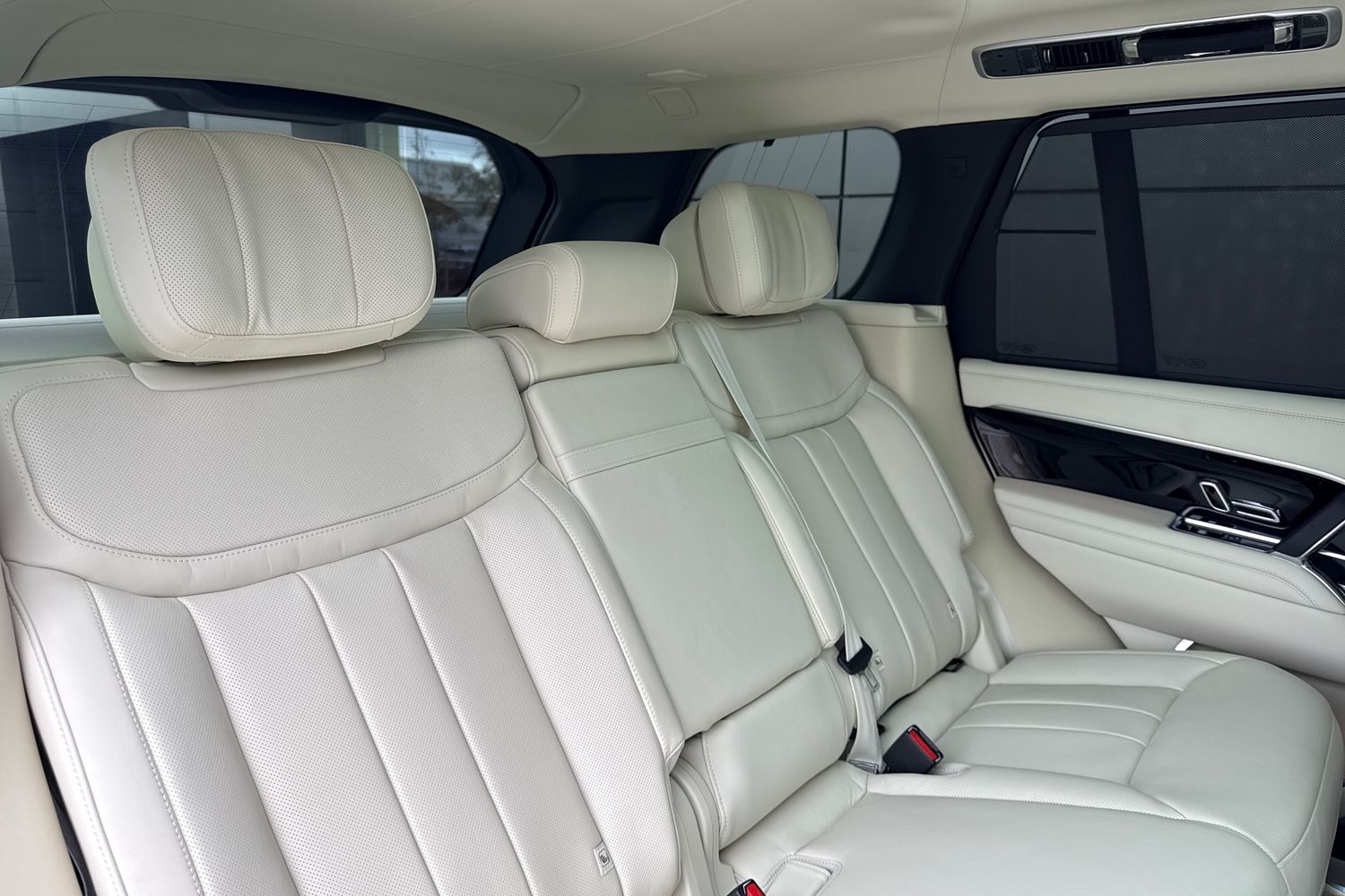 Used Land Rover Range Rover 2025 for sale - 76330786: Photo 12