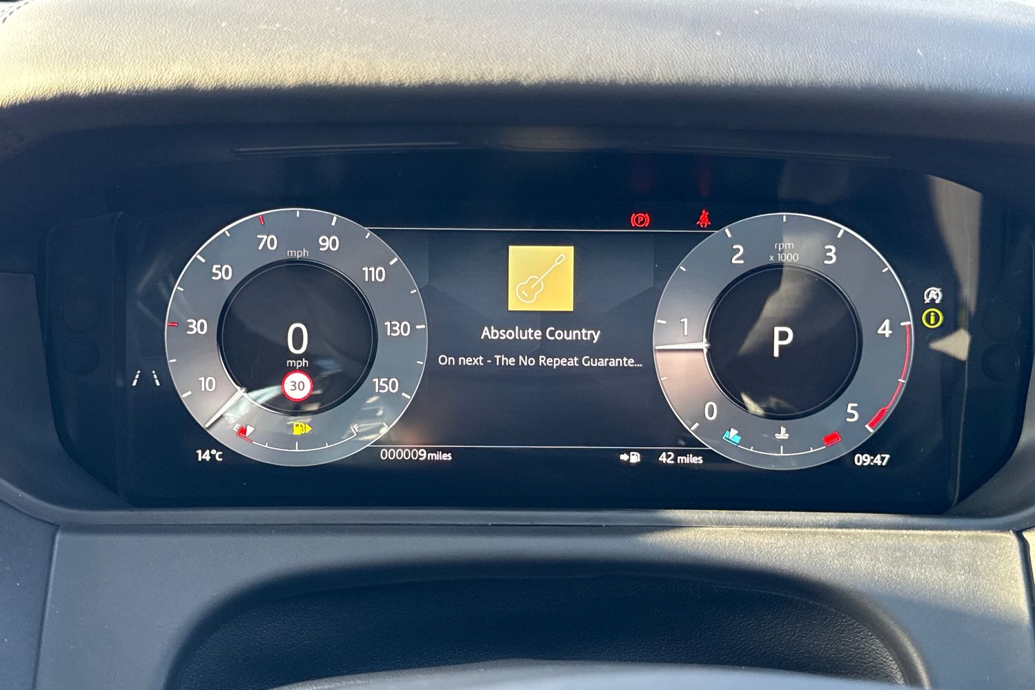 Used Land Rover Range Rover Velar 2025 for sale - 76330800: Photo 15