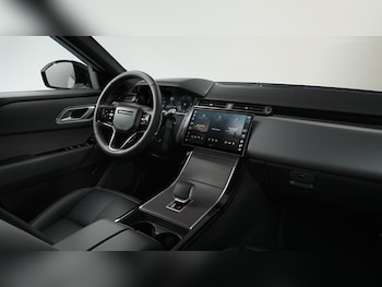 Used Land Rover Range Rover Velar 2025 for sale - 76330800: Photo 4