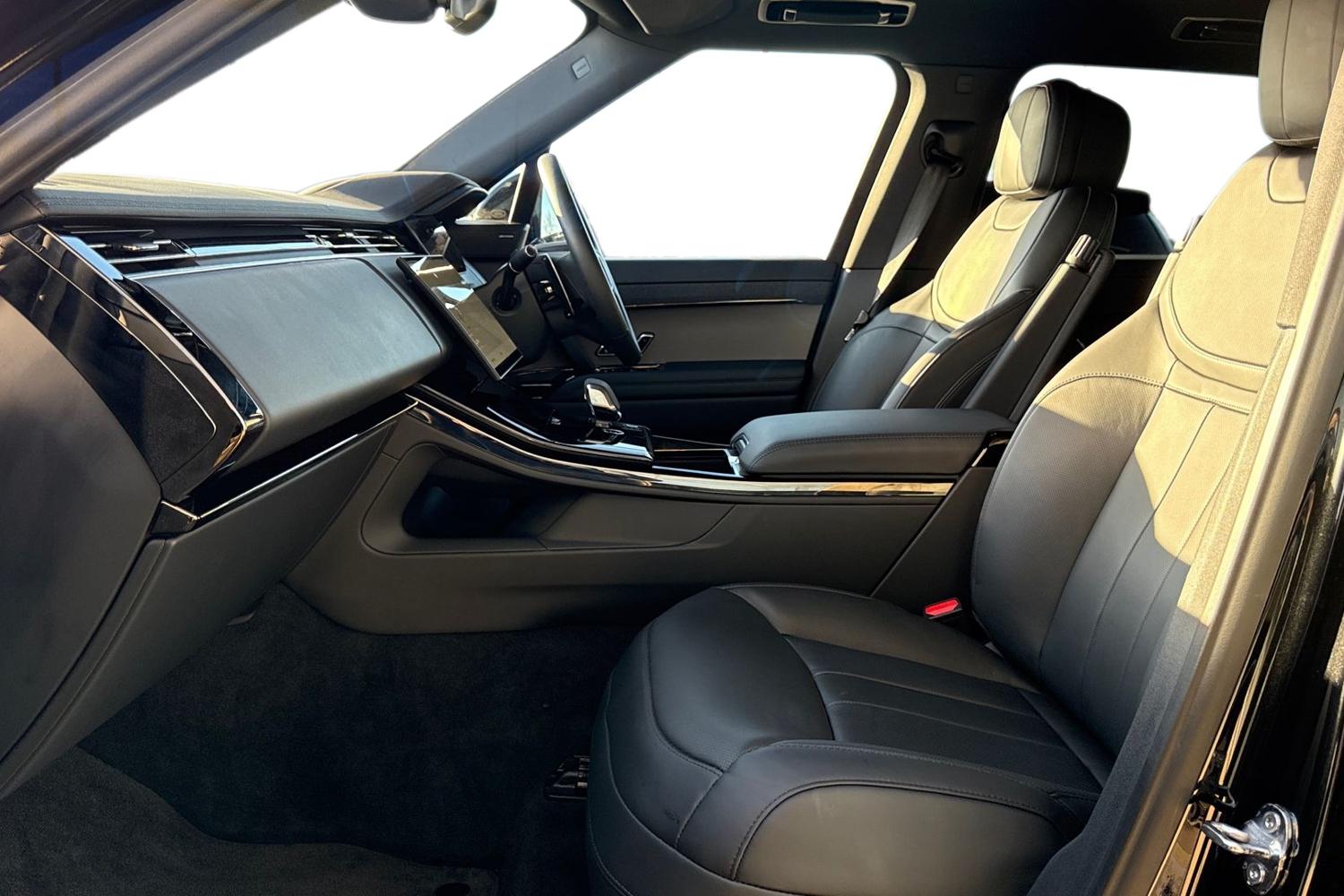 Used Land Rover Range Rover Sport 2025 for sale - 76697762: Photo 3