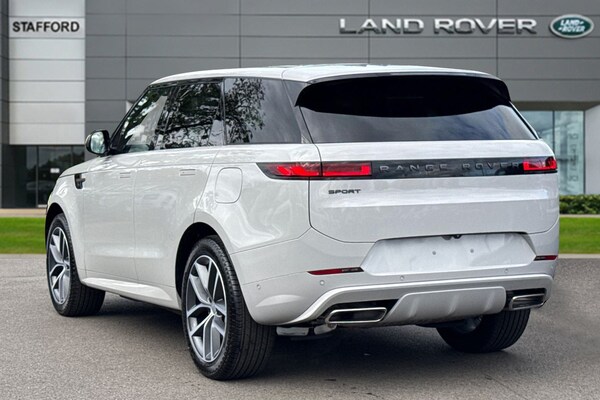 Used Land Rover Range Rover Sport 2025 for sale - 76330813: Photo 2