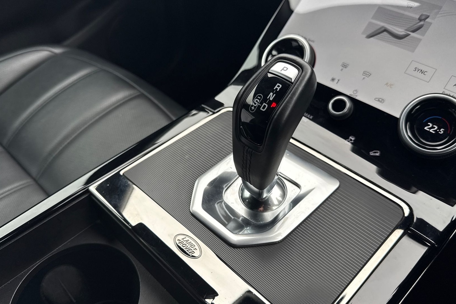 Used Land Rover Range Rover Evoque 2023 for sale - 76115241: Photo 13