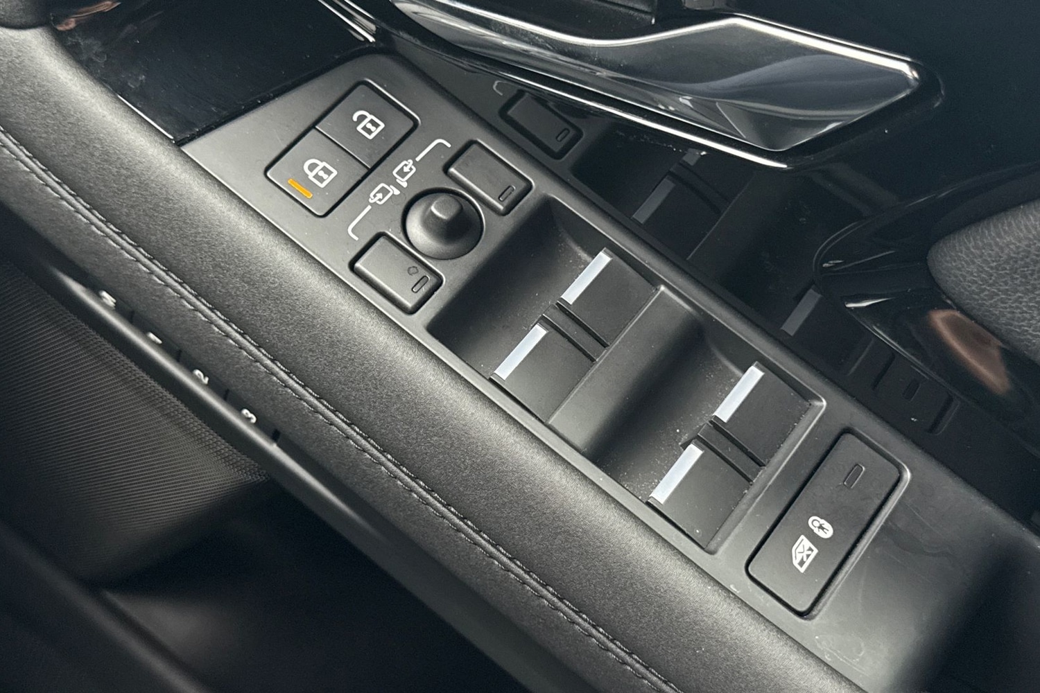 Used Land Rover Range Rover Evoque 2023 for sale - 76115241: Photo 31