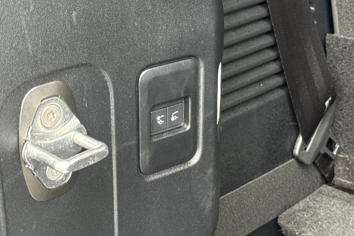 Vehicle 33