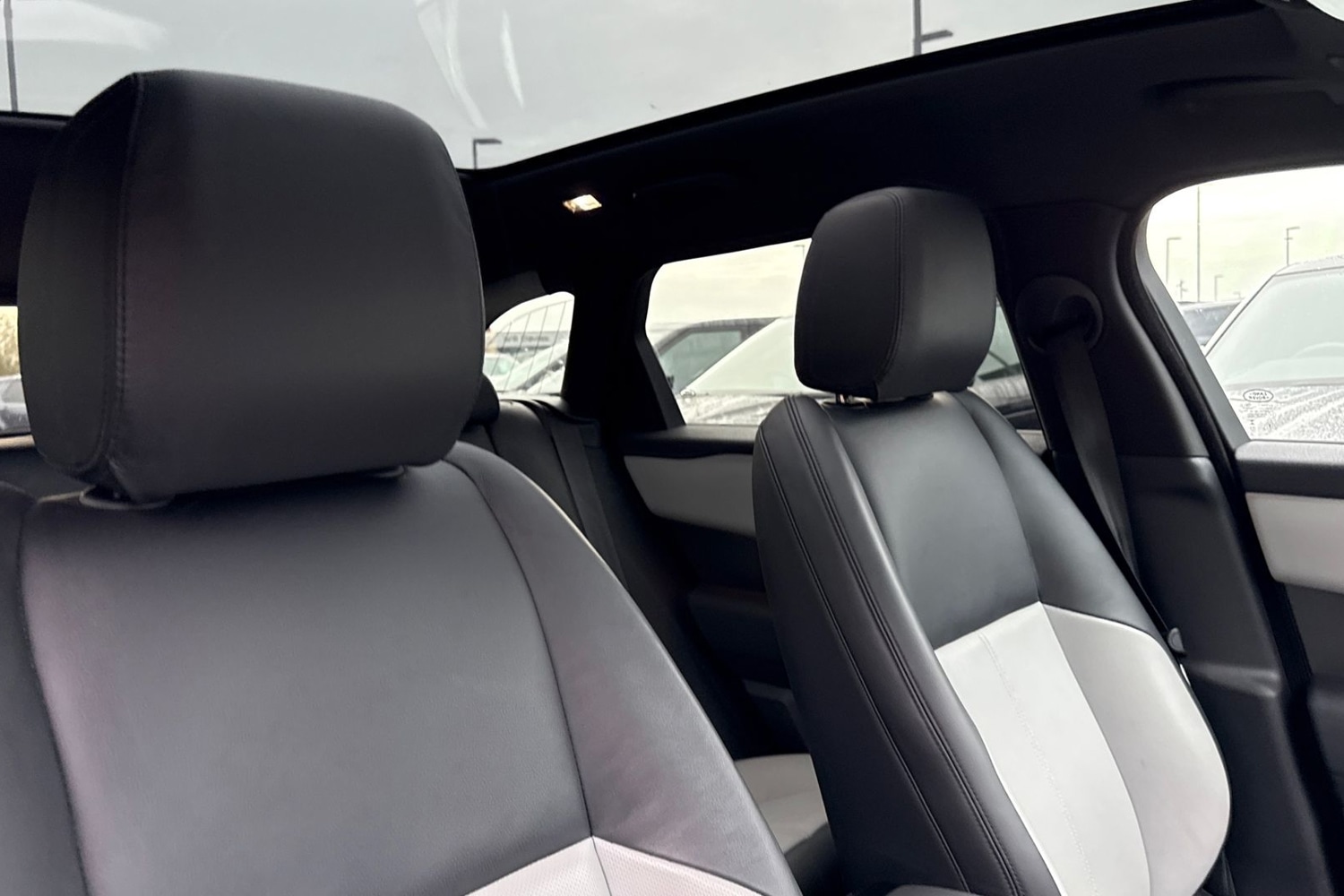 Used Land Rover Range Rover Velar 2024 for sale - 76876112: Photo 22