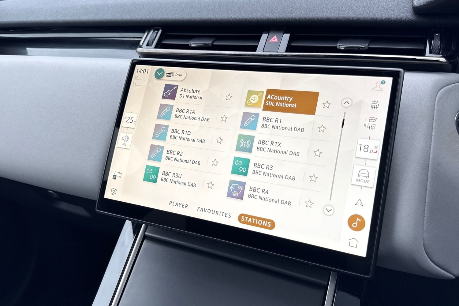 Used Land Rover Range Rover Velar 2024 for sale - 76876112: Photo 35