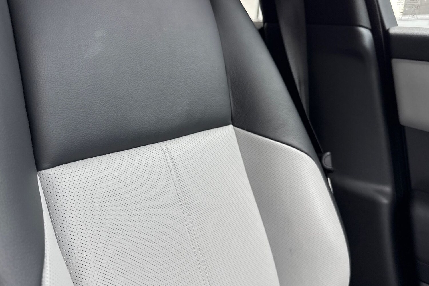 Used Land Rover Range Rover Velar 2024 for sale - 76876112: Photo 47