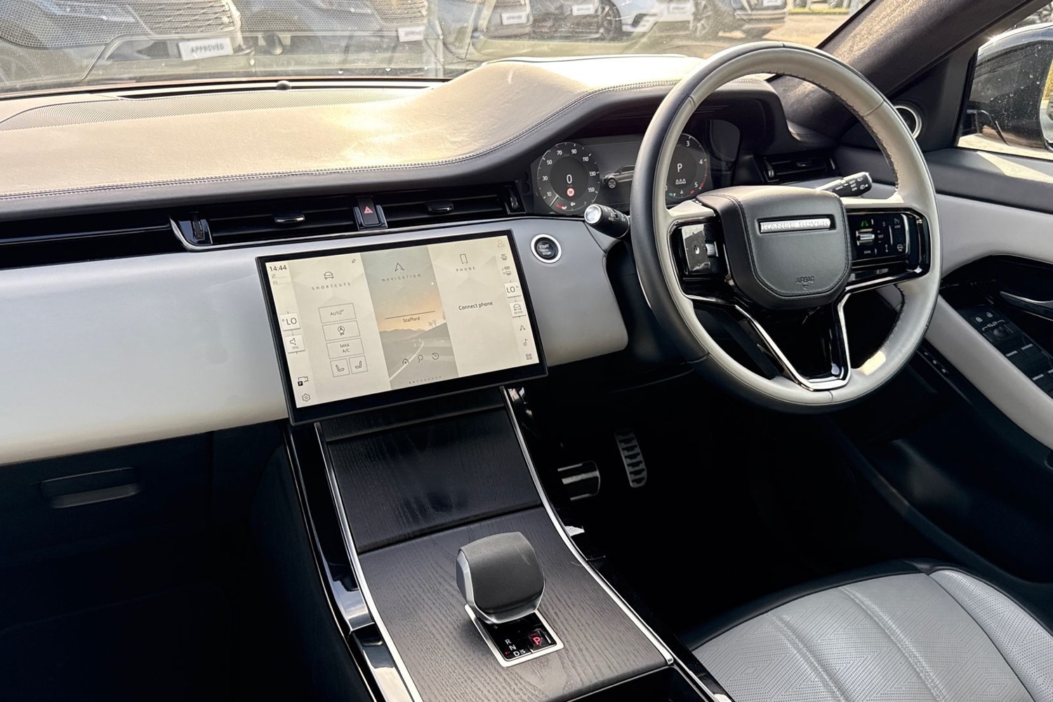 Used Land Rover Range Rover Evoque 2024 for sale - 77620529: Photo 43