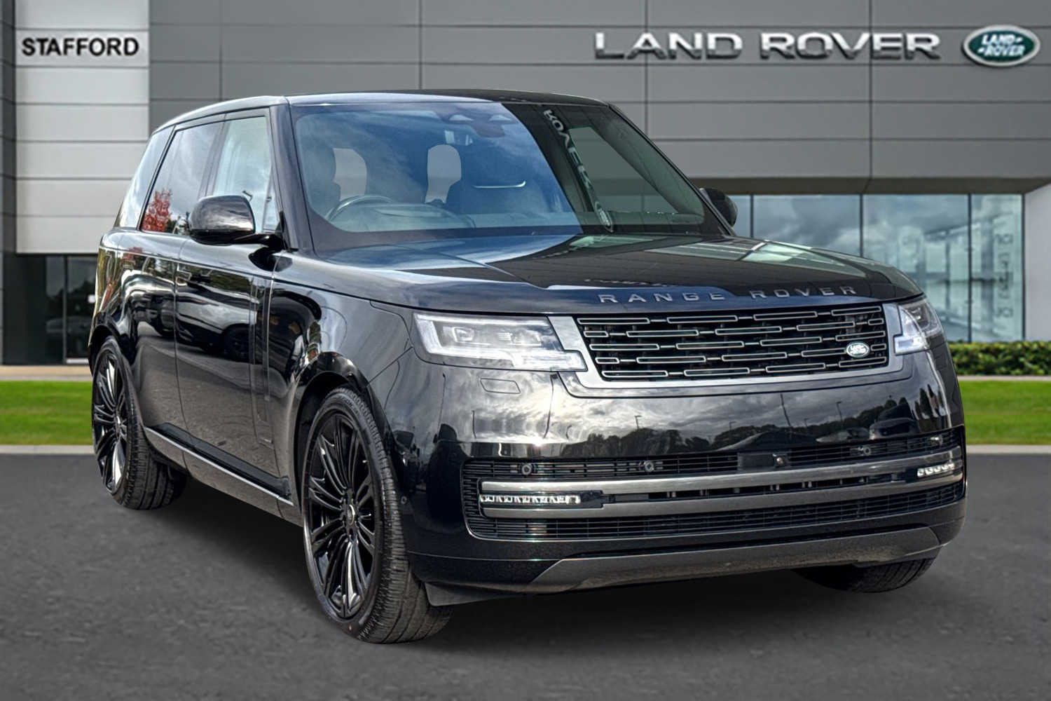 Used Land Rover Range Rover 2025 for sale - 76330819: Photo 1