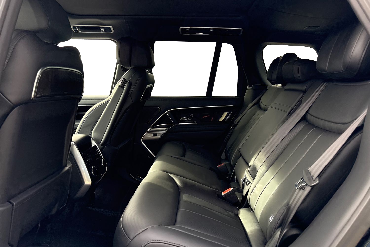 Used Land Rover Range Rover 2025 for sale - 76330819: Photo 4