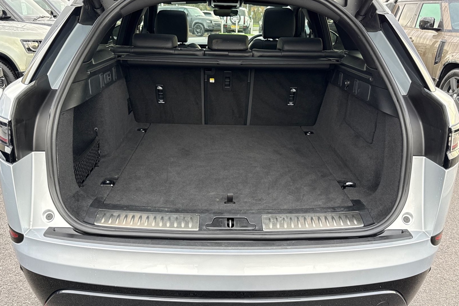 Used Land Rover Range Rover Velar 2023 for sale - 76876017: Photo 11