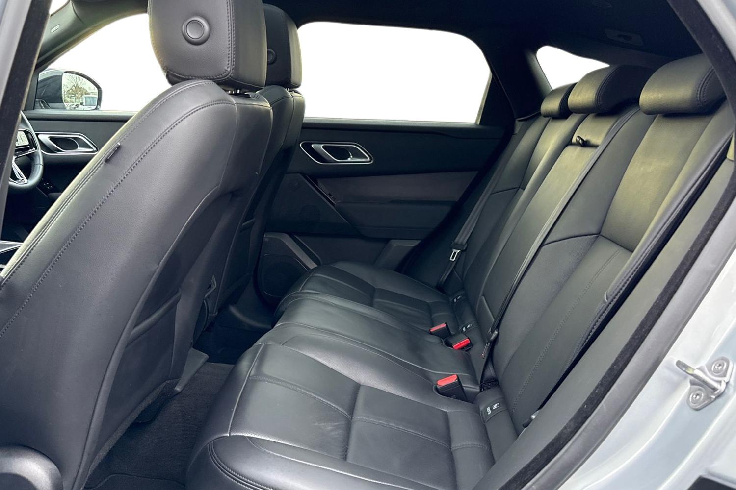 Used Land Rover Range Rover Velar 2023 for sale - 76876017: Photo 4