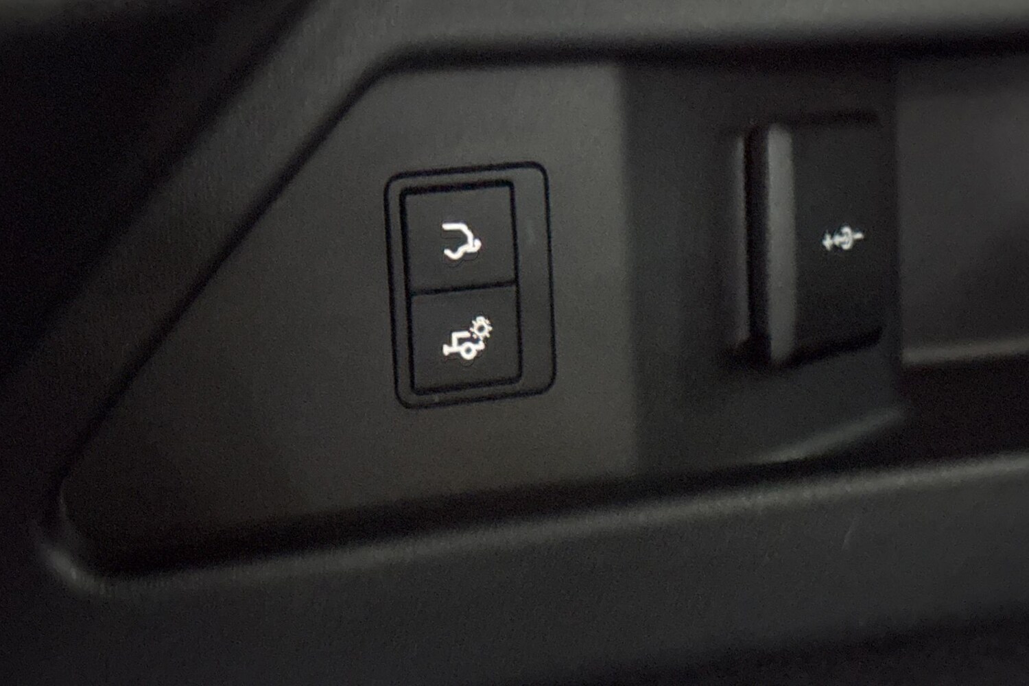 Used Land Rover Discovery Sport 2024 for sale - 76569616: Photo 30