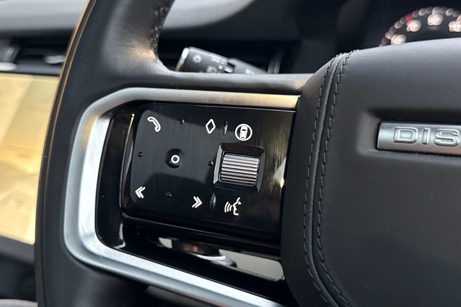 Used Land Rover Discovery Sport 2024 for sale - 76569616: Photo 35