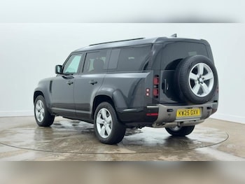 Used Land Rover Defender 130 2025 for sale - 77340974: Photo