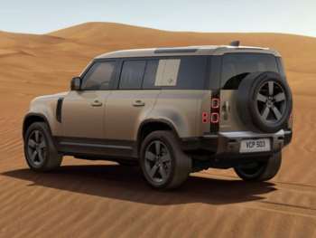 Used Land Rover Defender 110 2025 for sale - 74764164: Photo