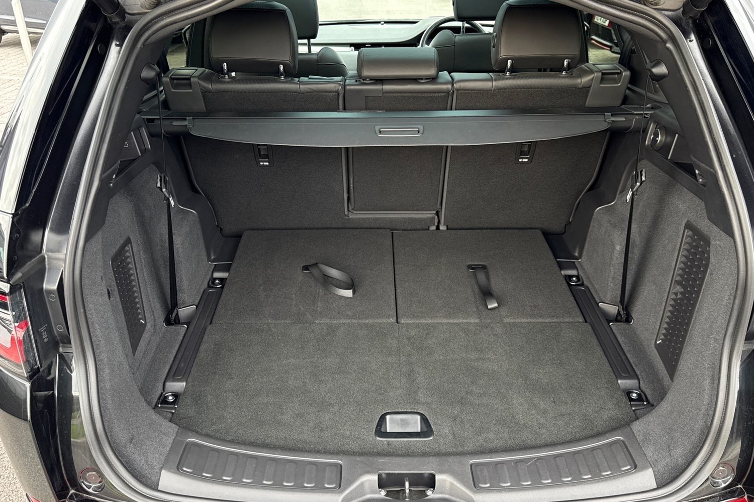 Used Land Rover Discovery Sport 2024 for sale - 76065116: Photo 11