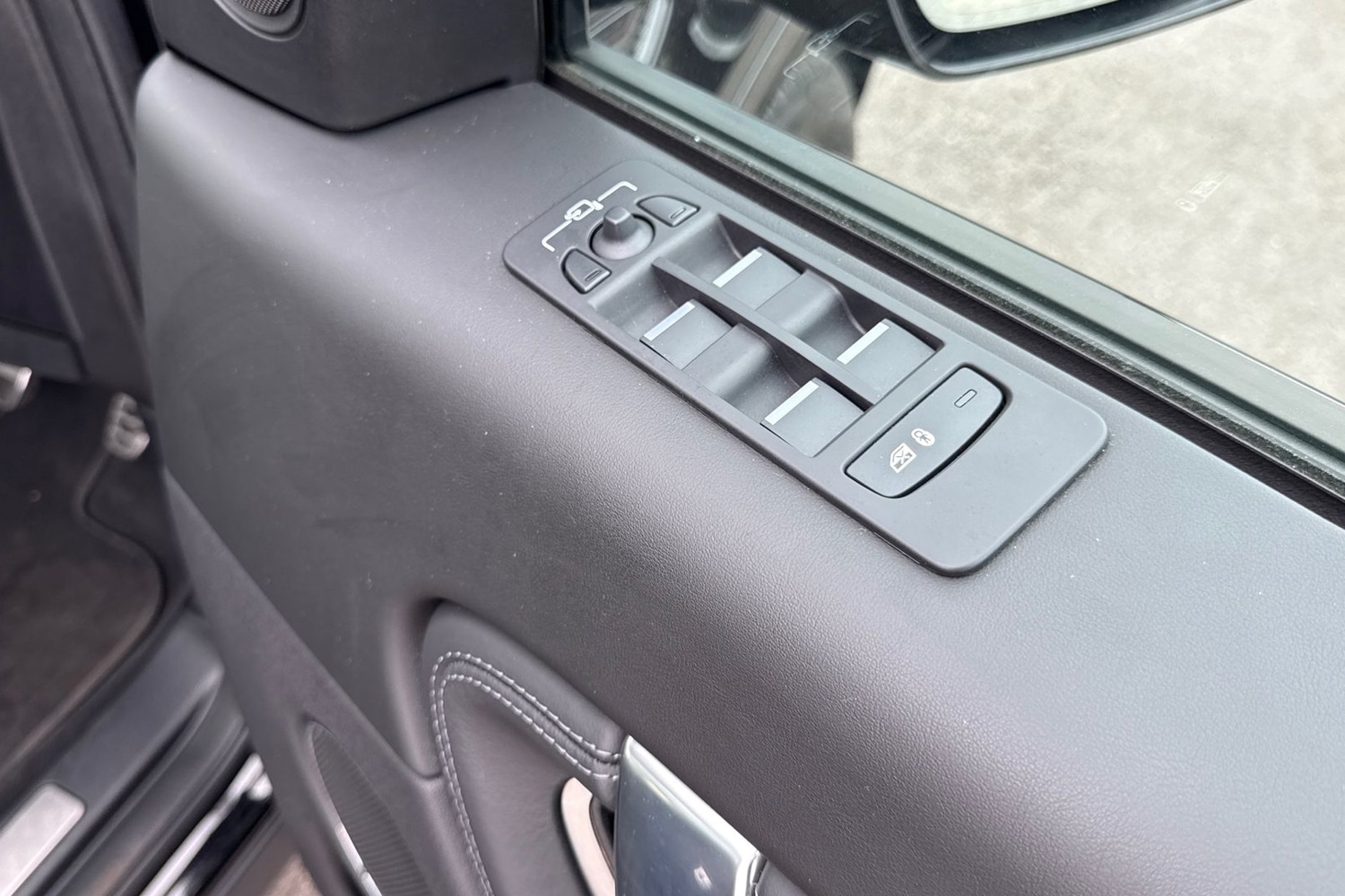 Used Land Rover Discovery Sport 2024 for sale - 76065116: Photo 26